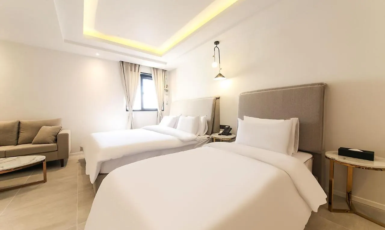 H Moment Hotel Songjeong Busan