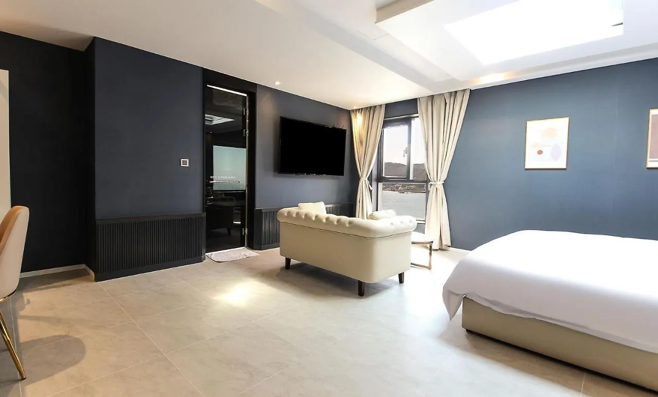 H Moment Hotel Songjeong Busan