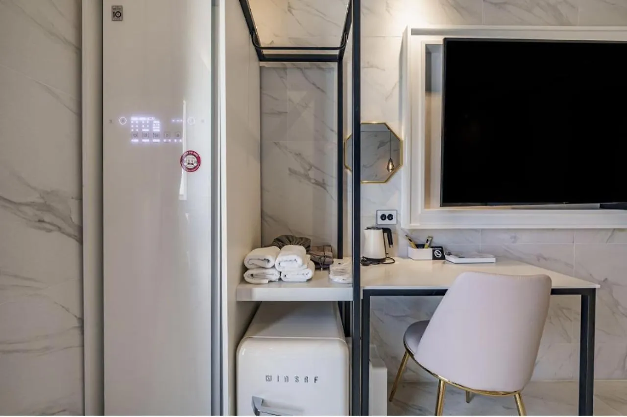 H Moment Hotel Songjeong Busan 3*,